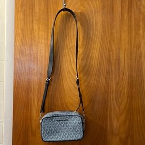 Michael Kors shoulder bag with leather adjustable strap